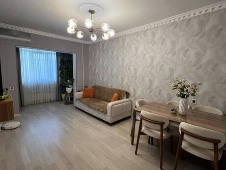 Elan №6473817 - Bakı, Həzi Aslanov q., 2 otaqlı, 60 m², 1/9 mərtəbə