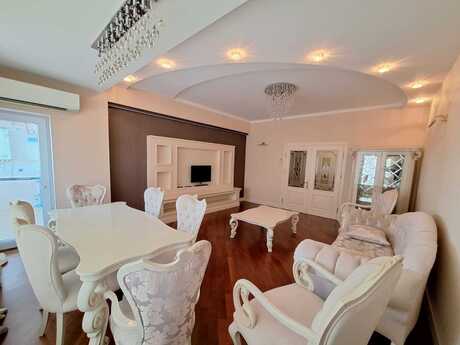3 otaqlı mənzil, 137 m², Nəriman Nərimanov: 490 000 ₼ 4