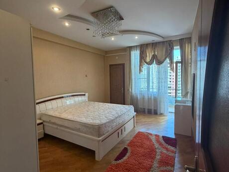3 otaqlı mənzil, 155 m², Nəsimi: 376 000 ₼ 2