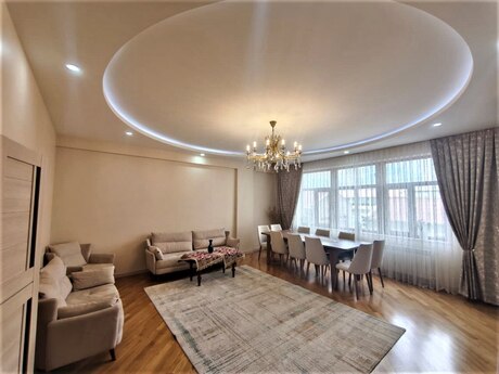 Elan №6473898 - Bakı, Şah İsmayıl Xətai m., 3 otaqlı, 137 m², 2/15 mərtəbə