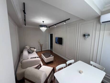 Объявление №6473915 - Баку, м. Ази Асланов, 2-комн., 75 м², 10/11 этаж