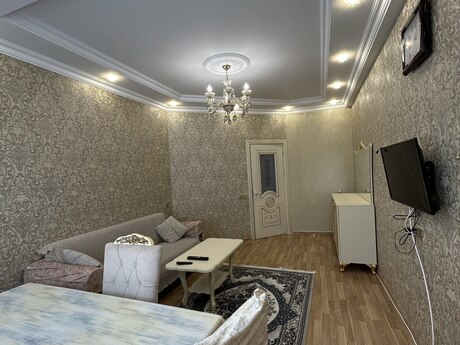 3-room apartment for rent, 78 m², Əhmədli: 750 ₼/mo 3
