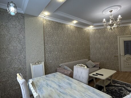 3-room apartment for rent, 78 m², Əhmədli: 750 ₼/mo 4