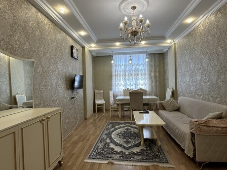 3-room apartment for rent, 78 m², Əhmədli: 750 ₼/mo 2