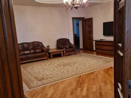 4 otaqlı mənzil, 150 m², İnşaatçılar: 385 000 ₼ 2