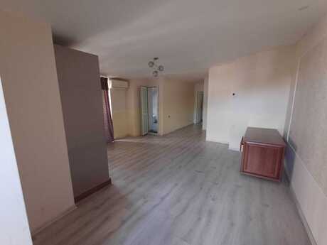 4-room apartment for rent, 220 m², Bakıxanov: 650 ₼/mo 4