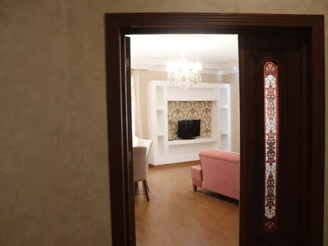Kirayə 3 otaqlı mənzil, 110 m², Elmlər Akademiyası: 1 200 ₼/ay 3