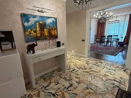 Kirayə 3 otaqlı mənzil, 150 m², Nərimanov: 3 000 ₼/ay 3