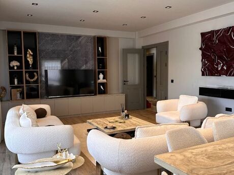 Kirayə 3 otaqlı mənzil, 127 m², Ağ şəhər: 2 200 ₼/ay 2