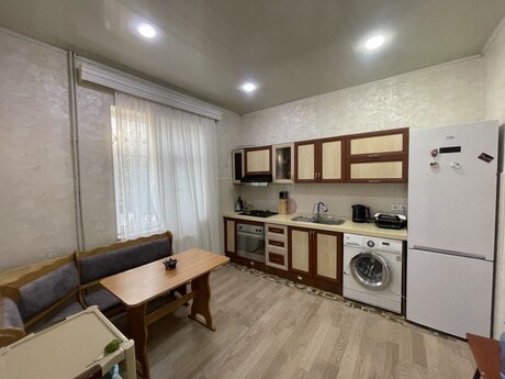 6 otaqlı həyət evi, 360 m², Badamdar: 1 500 000 ₼ 5