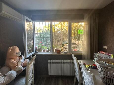 3 otaqlı mənzil, 90 m², Neftçilər: 250 000 ₼ 5