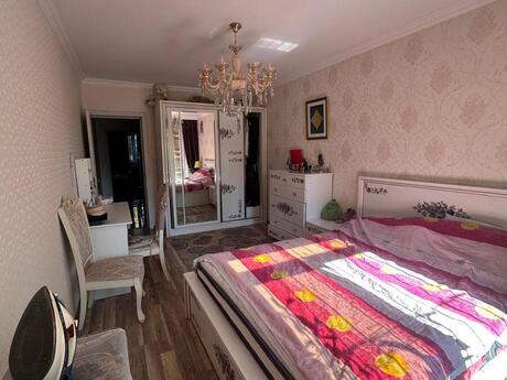 3 otaqlı mənzil, 90 m², Neftçilər: 250 000 ₼ 3