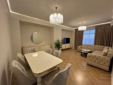 Kirayə 4 otaqlı mənzil, 180 m², Grand Hayat: 2 000 ₼/ay 3
