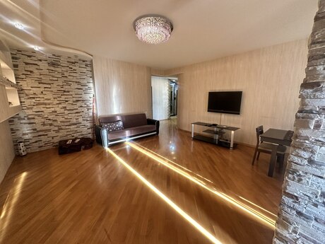 3 otaqlı mənzil, 143 m², Nəsimi: 410 000 ₼ 2