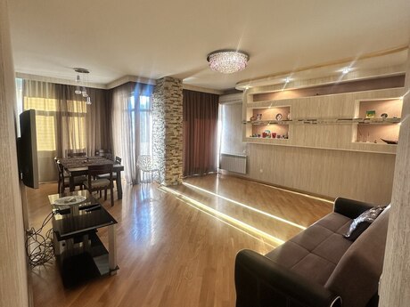 Объявление №6474304 - Баку, Насиминский  р., 3-комн., 143 м², 5/16 этаж