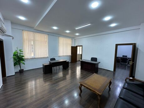 Объявление №6474336 - Баку, м. Низами, 4-комн., 150 м²