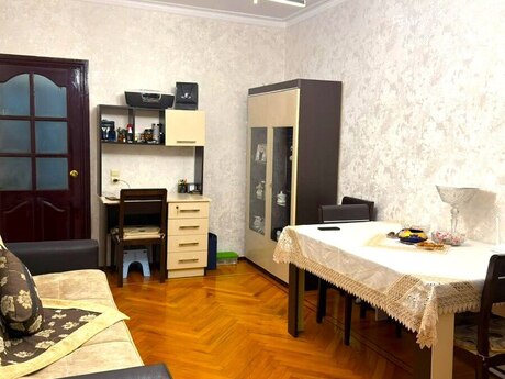 2 otaqlı mənzil, 60 m², Neftçilər: 167 000 ₼ 2