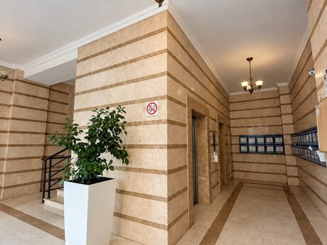 3 otaqlı mənzil, 150 m², Nizami: 450 000 ₼ 2