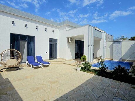 4 otaqlı həyət evi, 180 m², Şüvəlan: 180 000 ₼ 2