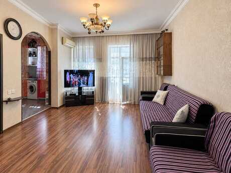 3 otaqlı mənzil, 70 m², Sahil: 450 000 ₼ 3