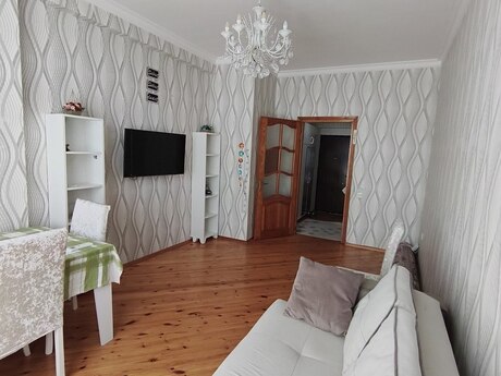 Аренда: 2-комнатная квартира, 60 м², Xalqlar Dostluğu: 600 ₼/мес 2