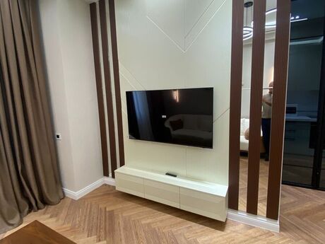 Kirayə 2 otaqlı mənzil, 75 m², Renessans Palace: 1 400 ₼/ay 4