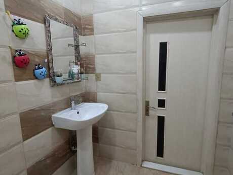 Qaraçuxurda 2 otaqlı köhnə tikili mənzil satılır, 53 m², 125 000 AZN, şəkil 3 / 9