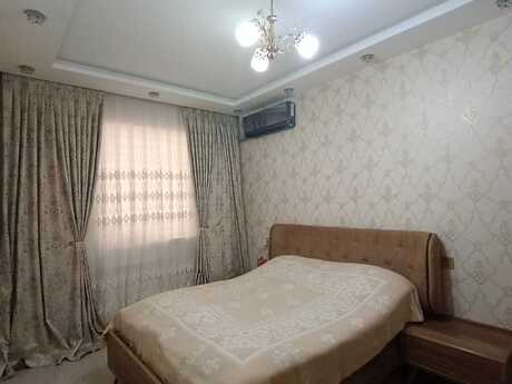 Elan №6474726 - Bakı, Qaraçuxur q., 2 otaqlı, 53 m², 2/3 mərtəbə