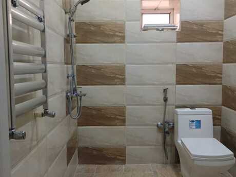 Qaraçuxurda 2 otaqlı köhnə tikili mənzil satılır, 53 m², 125 000 AZN, şəkil 4 / 9