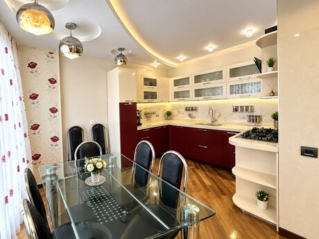 3-room apartment, 84 m², Nəriman Nərimanov: 225 000 ₼ 3