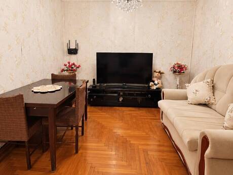Elan №6474776 - Bakı, Neftçilər m., 3 otaqlı, 90 m², 2/9 mərtəbə