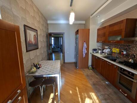 4 otaqlı mənzil, 159 m², Şah İsmayıl Xətai: 465 000 ₼ 5