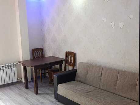 Объявление №6474818 - Баку, пос. 7-ой мкр, 2-комн., 40 м², 1/5 этаж