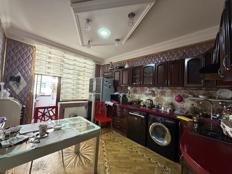 2-room apartment, 85 m², Badamdar: 210 000 ₼ 5