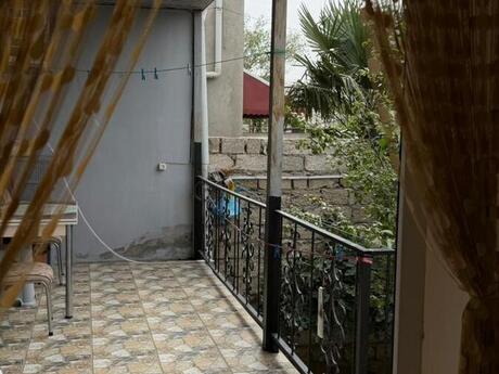 4 otaqlı həyət evi, 100 m², Zabrat: 100 000 ₼ 2