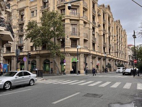 3 otaqlı mənzil, 130 m², Sahil: 339 500 ₼ 2