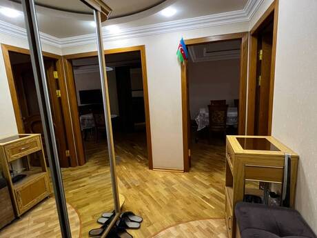 Аренда: 3-комнатная квартира, 70 м², Nizami: 700 ₼/мес 3