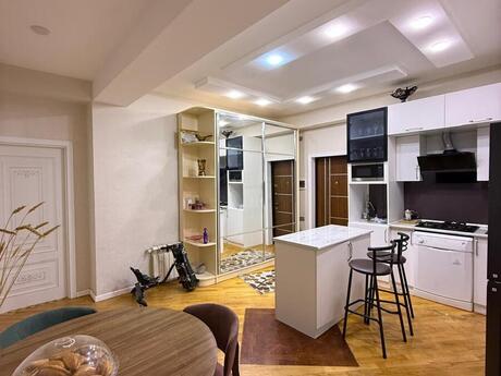 3 rooms · 100 m² · floor 9/19, Neftçilər