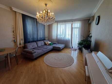 3 otaqlı mənzil, 123 m², 8 Noyabr: 385 000 ₼ 3