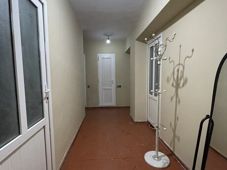 3-room apartment for rent, 85 m², Koroğlu: 750 ₼/mo 3