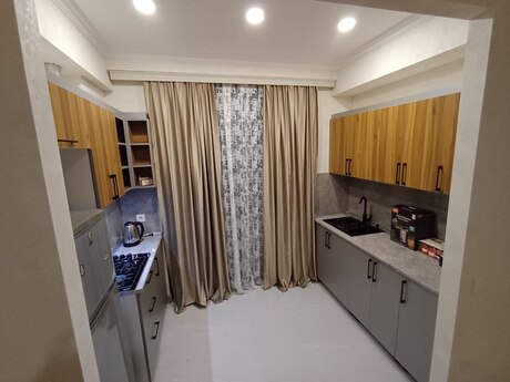 Аренда: 2-комнатная квартира, 63 м², West Town: 800 ₼/мес 4