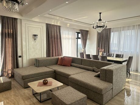 Аренда: 3-комнатная квартира, 163 м², Ağ şəhər: 3 500 ₼/мес 4
