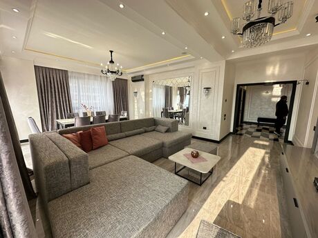 Аренда: 3-комнатная квартира, 163 м², Ağ şəhər: 3 500 ₼/мес 2