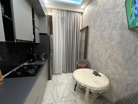 2-комнатная квартира, 74 м², Zərdabi Residence: 235 000 ₼ 2