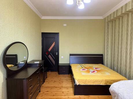 2 rooms · 90 m² · floor 7/17, Neftçilər