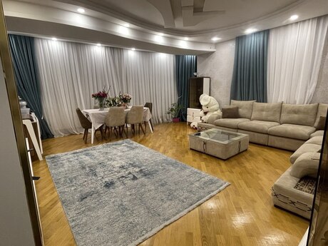 Объявление №6475157 - Баку, м. Иншаатчылар, 3-комн., 135 м², 16/17 этаж