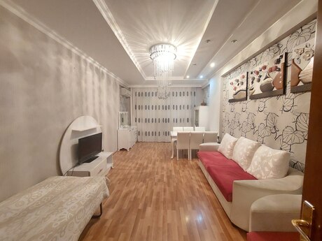 2-room apartment, 90 m², 7-ci mikrorayon: 252 000 ₼ 2