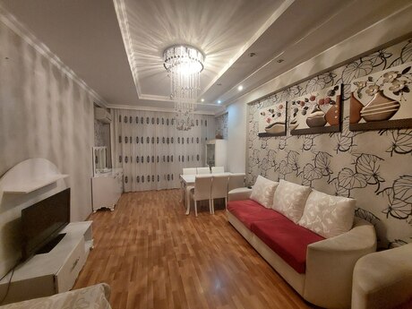2-room apartment, 90 m², 7-ci mikrorayon: 252 000 ₼ 3