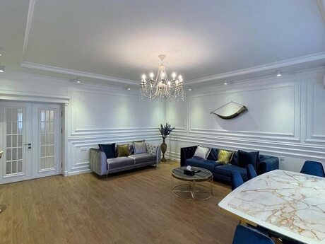 3 rooms · 160 m² · floor 4/21, 20 Yanvar