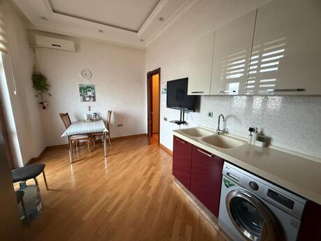 3 otaqlı mənzil, 132 m², Nərimanov: 420 000 ₼ 5
